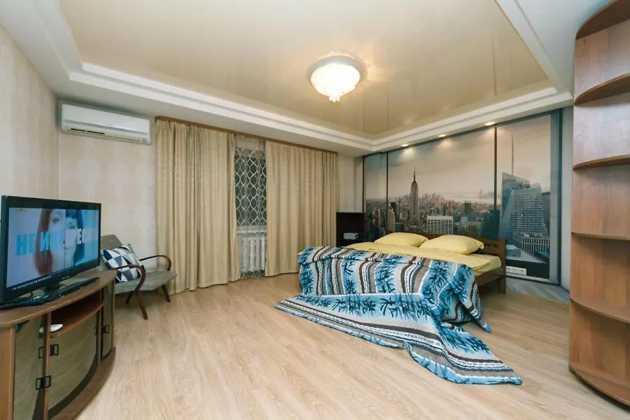 Hotrent Pechersk Lesy 20/22 Киев