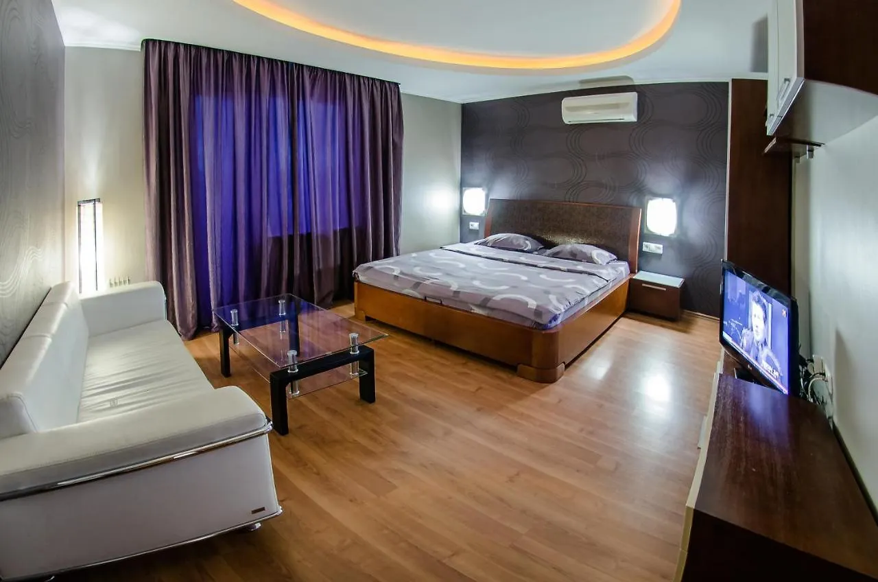 Апартаменты Hotrent Pechersk Lesy 20/22 Киев